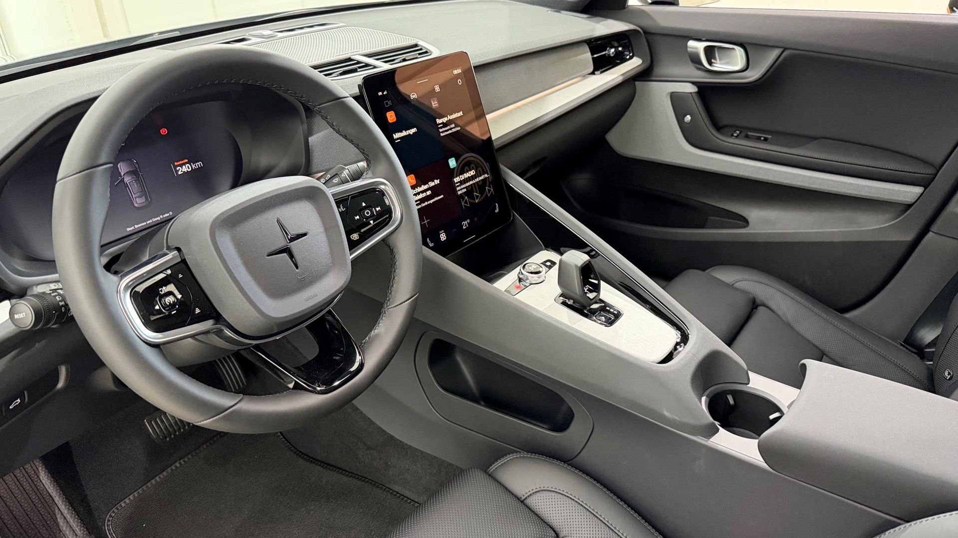 POLESTAR 2 Long Range Dual Motor Prime-image-3