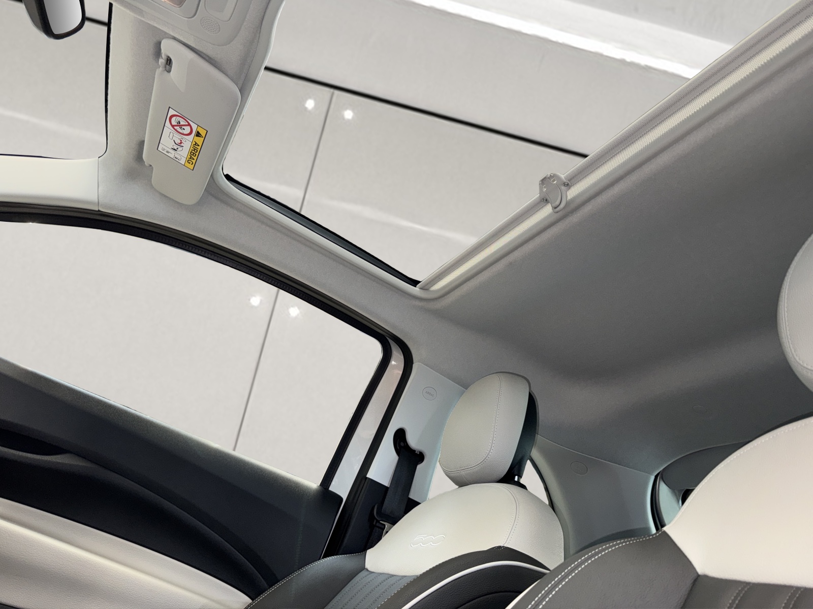 FIAT 500 La Prima-image-14
