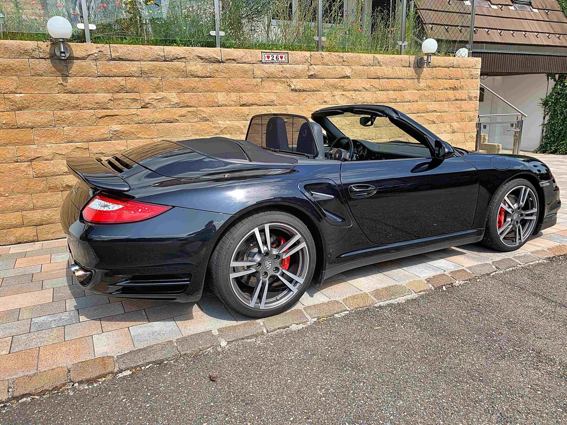PORSCHE 911 Cabrio Turbo PDK-image-4