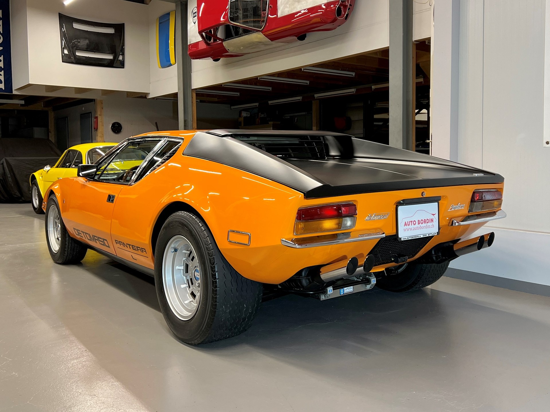 DE TOMASO PANTERA L 874 ORANGE/BLACK VETERAN-image-5
