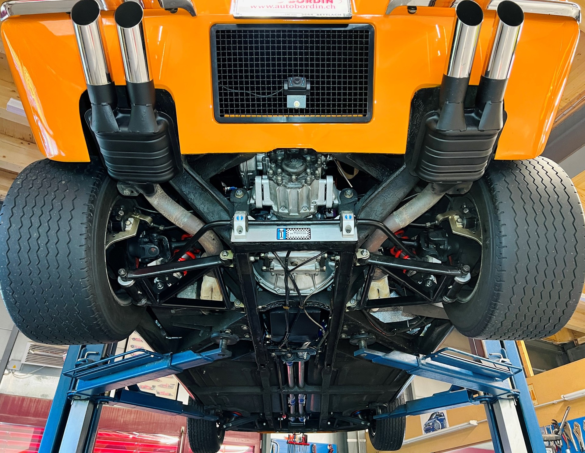 DE TOMASO PANTERA L 874 ORANGE/BLACK VETERAN-image-12