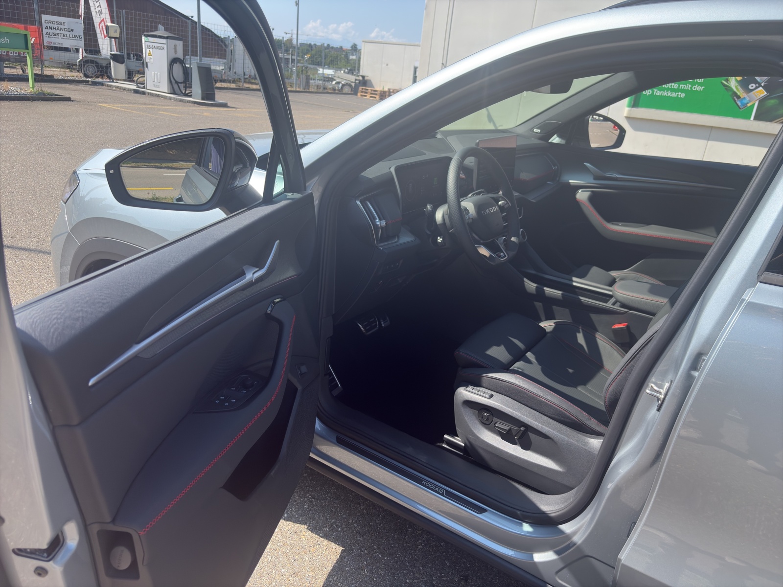 SKODA Kodiaq 2.0 TSI RS-image-4