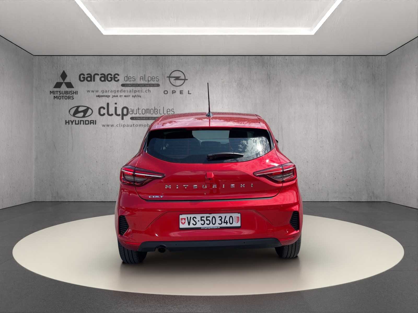 MITSUBISHI Colt 1.0 Invite-image-4