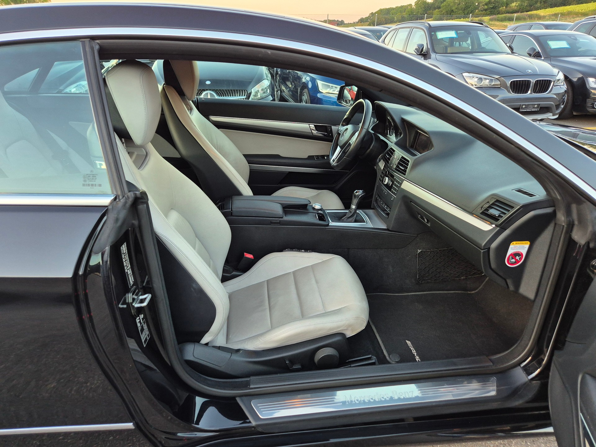 MERCEDES-BENZ E 220 CDI BlueEfficiency-image-9