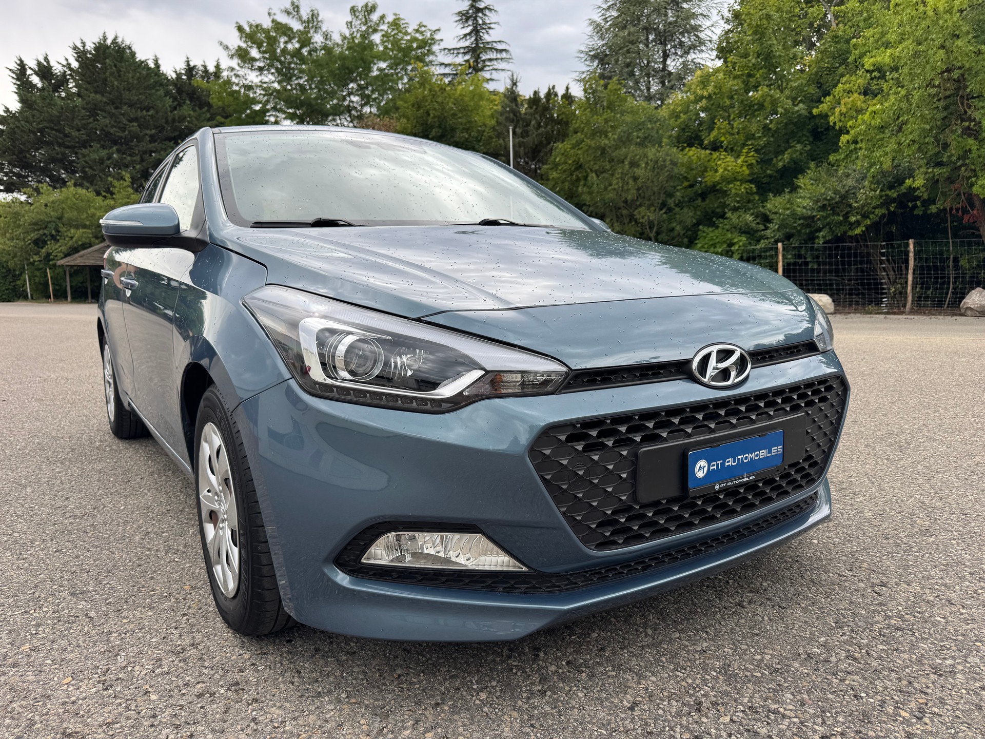 HYUNDAI i20 1.4 Amplia Automatic-image-4
