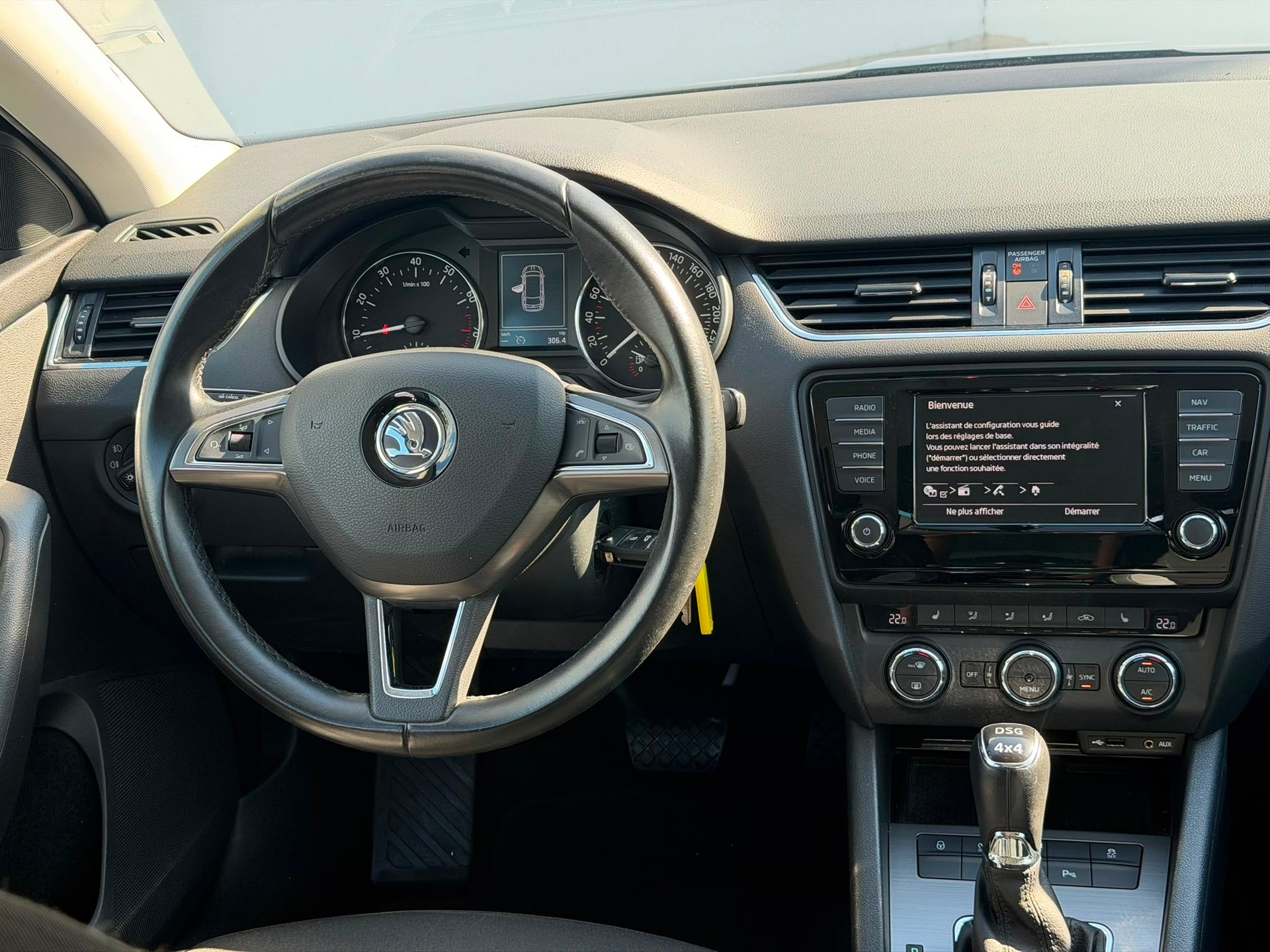 SKODA Octavia Combi 1.8 TSI Swiss Joy 4x4 DSG-image-8