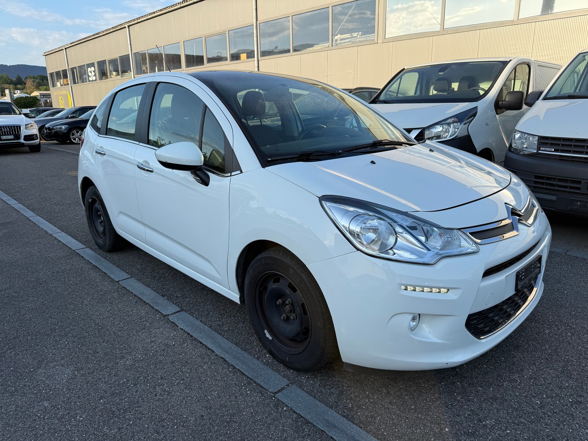 CITROEN C3 1.2i Sélection-image-3