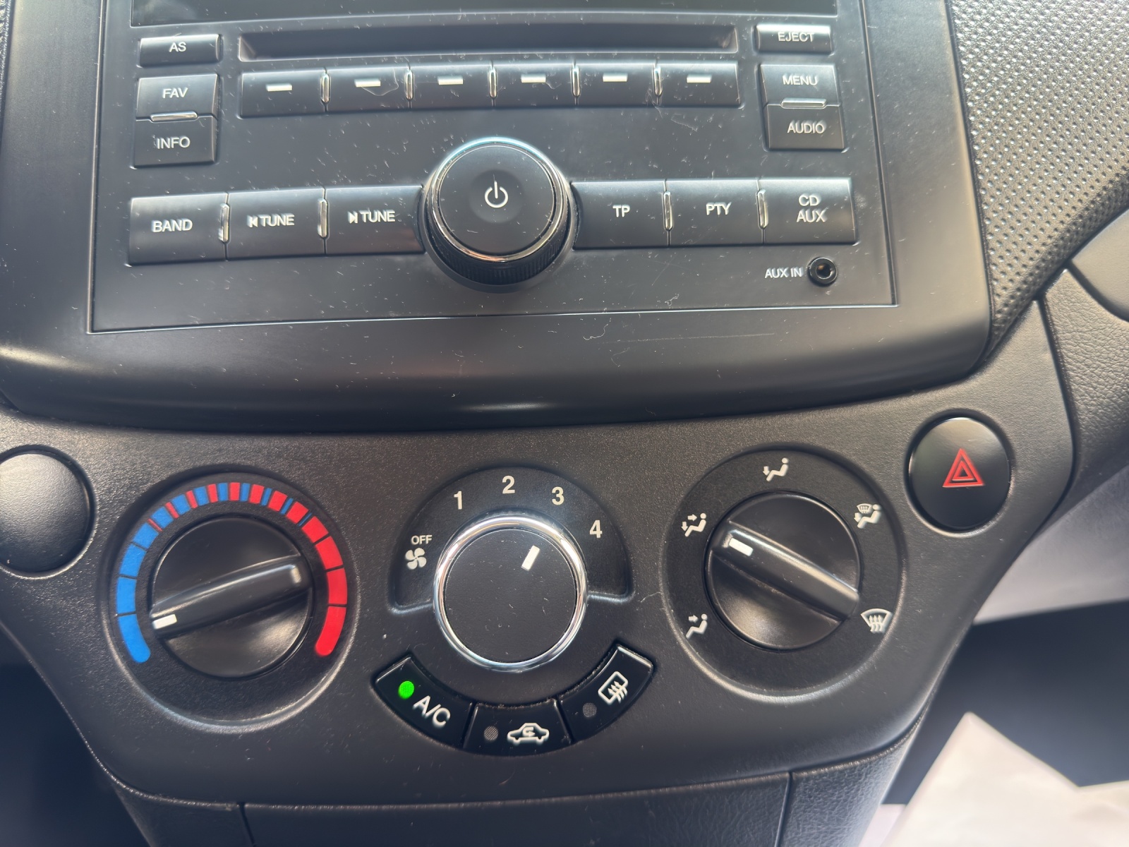 CHEVROLET Aveo 1.2 LS a/c-image-15