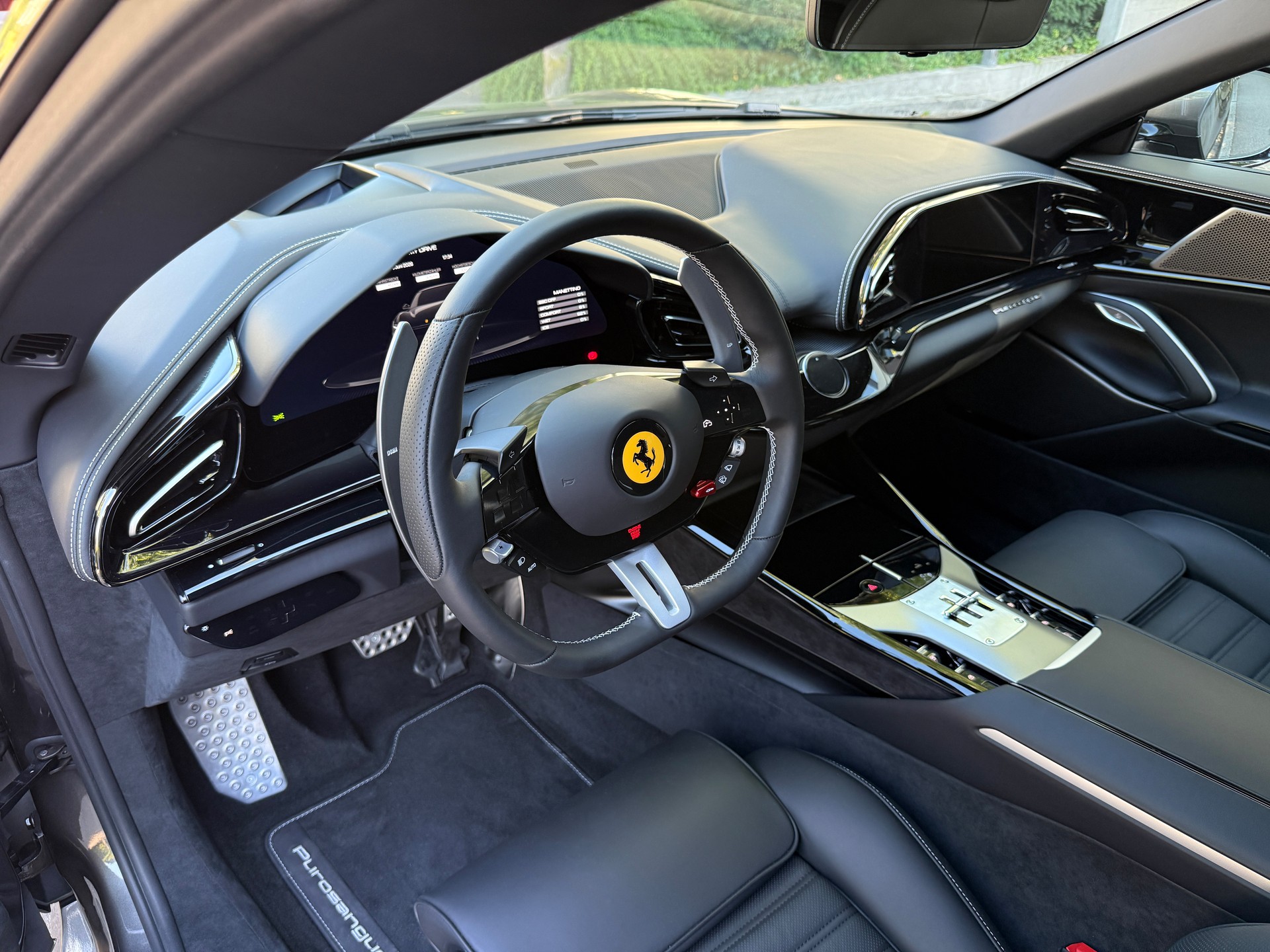 FERRARI Purosangue 6.5 V12-image-4
