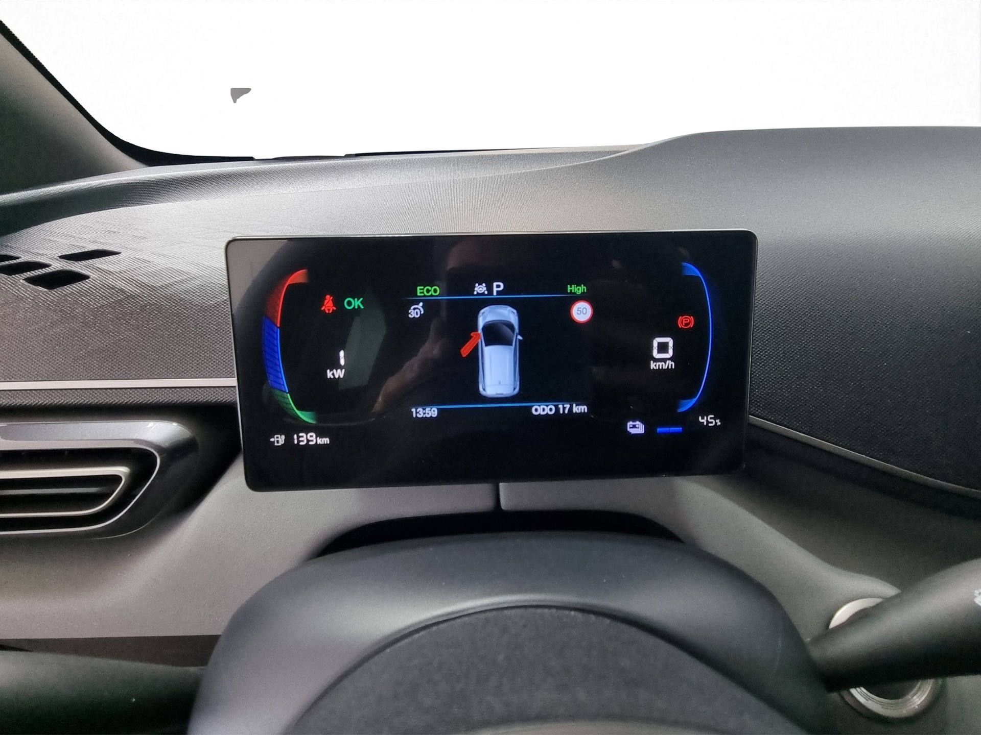 BYD Dolphin Surf 43kWh Comfort-image-10