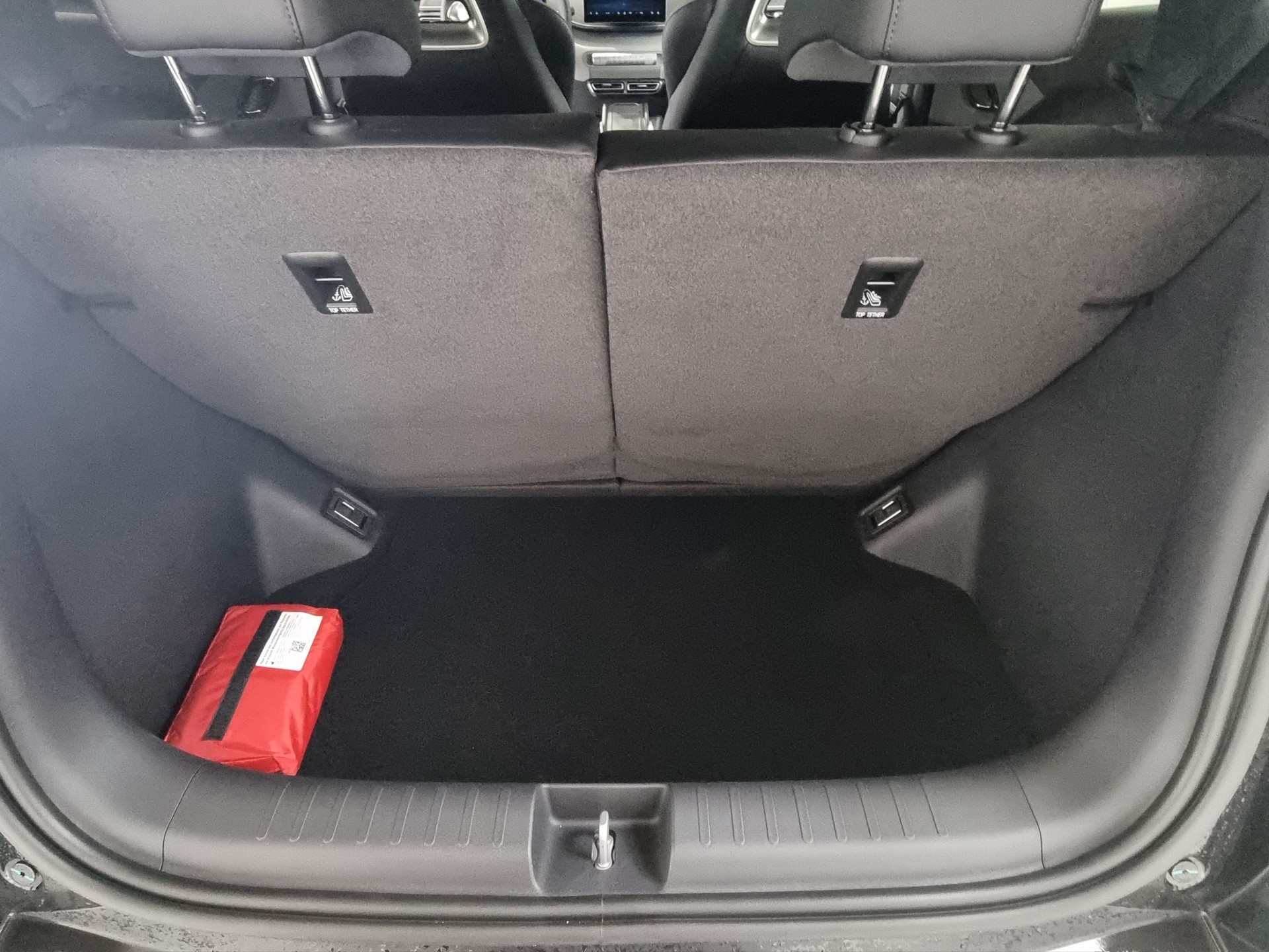 BYD Dolphin Surf 43kWh Comfort-image-15