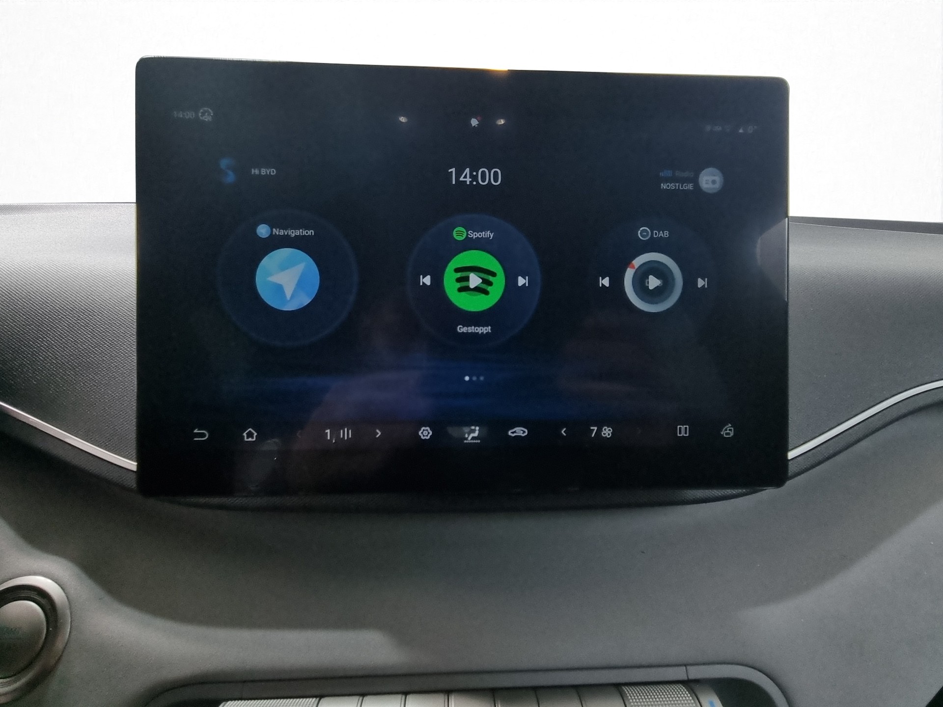 BYD Dolphin Surf 43kWh Comfort-image-12