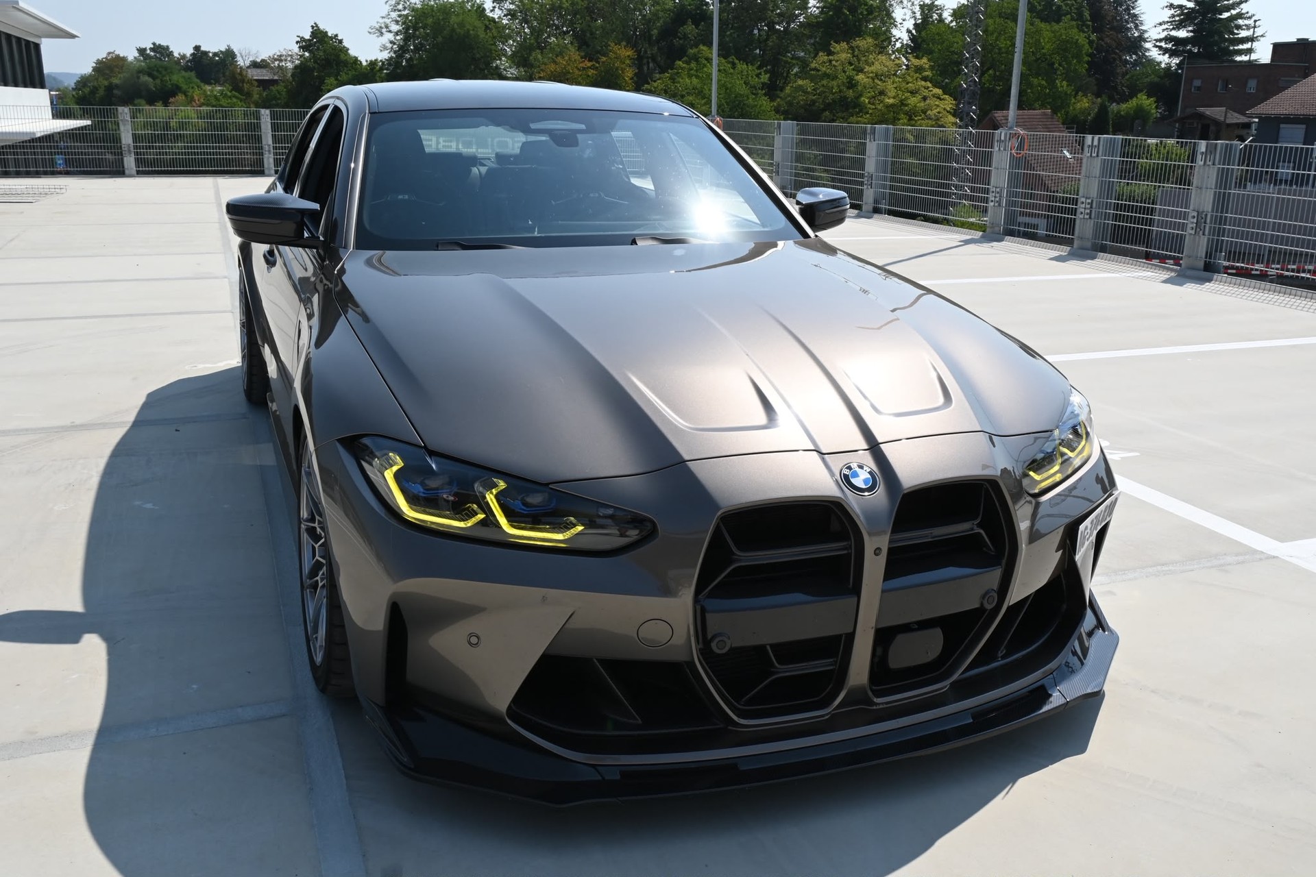 BMW M3 Competition-showroom-element-1
