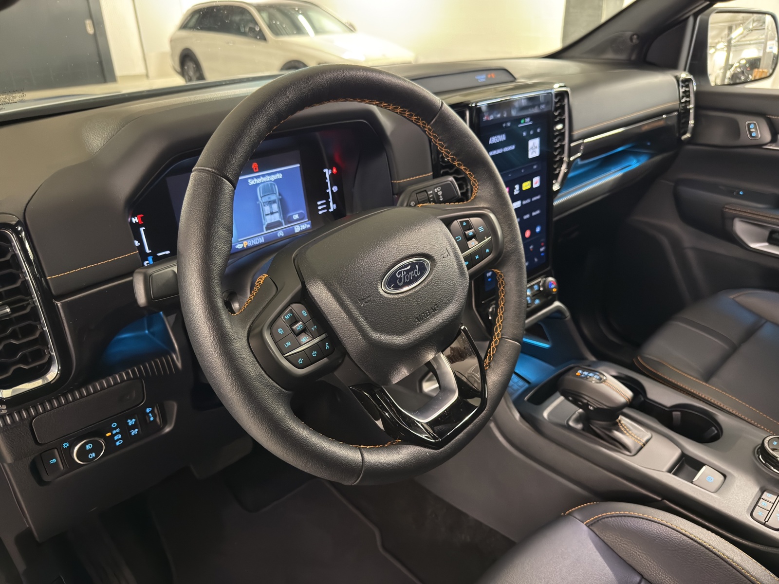 FORD Ranger Wildtrak 2.0 Eco Blue e-4WD Automat-image-10