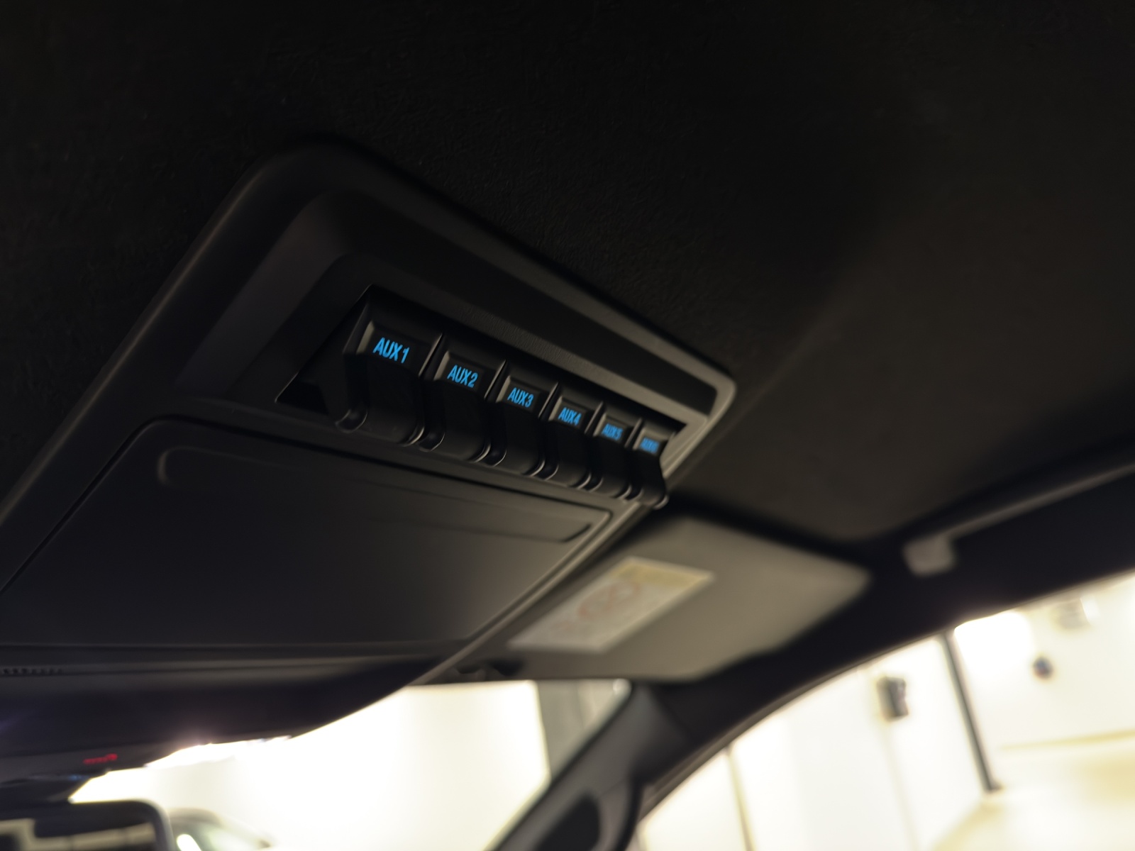 FORD Ranger Wildtrak 2.0 Eco Blue e-4WD Automat-image-16