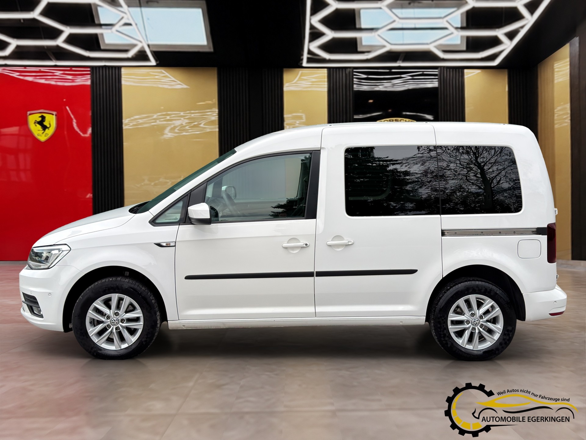 VW Caddy 2.0TDI BlueMotion Technology DSG-image-7