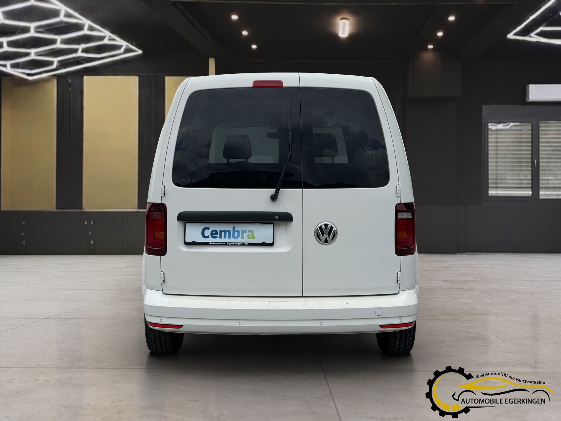 VW Caddy 2.0TDI BlueMotion Technology DSG-image-5