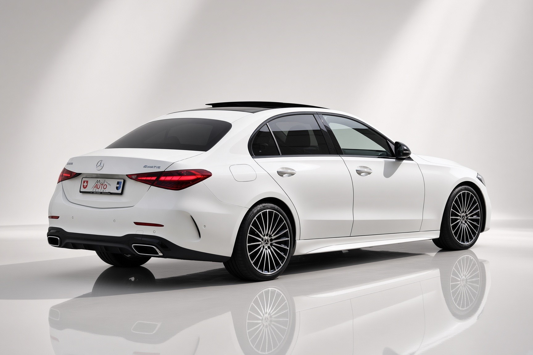 MERCEDES-BENZ C 300 4Matic AMG Line-image-4
