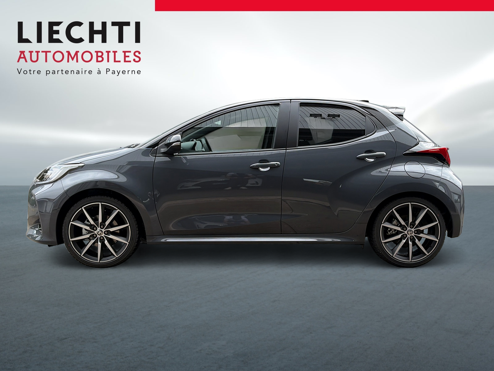 TOYOTA Yaris 1.5 GR Sport e-CVT-image-1