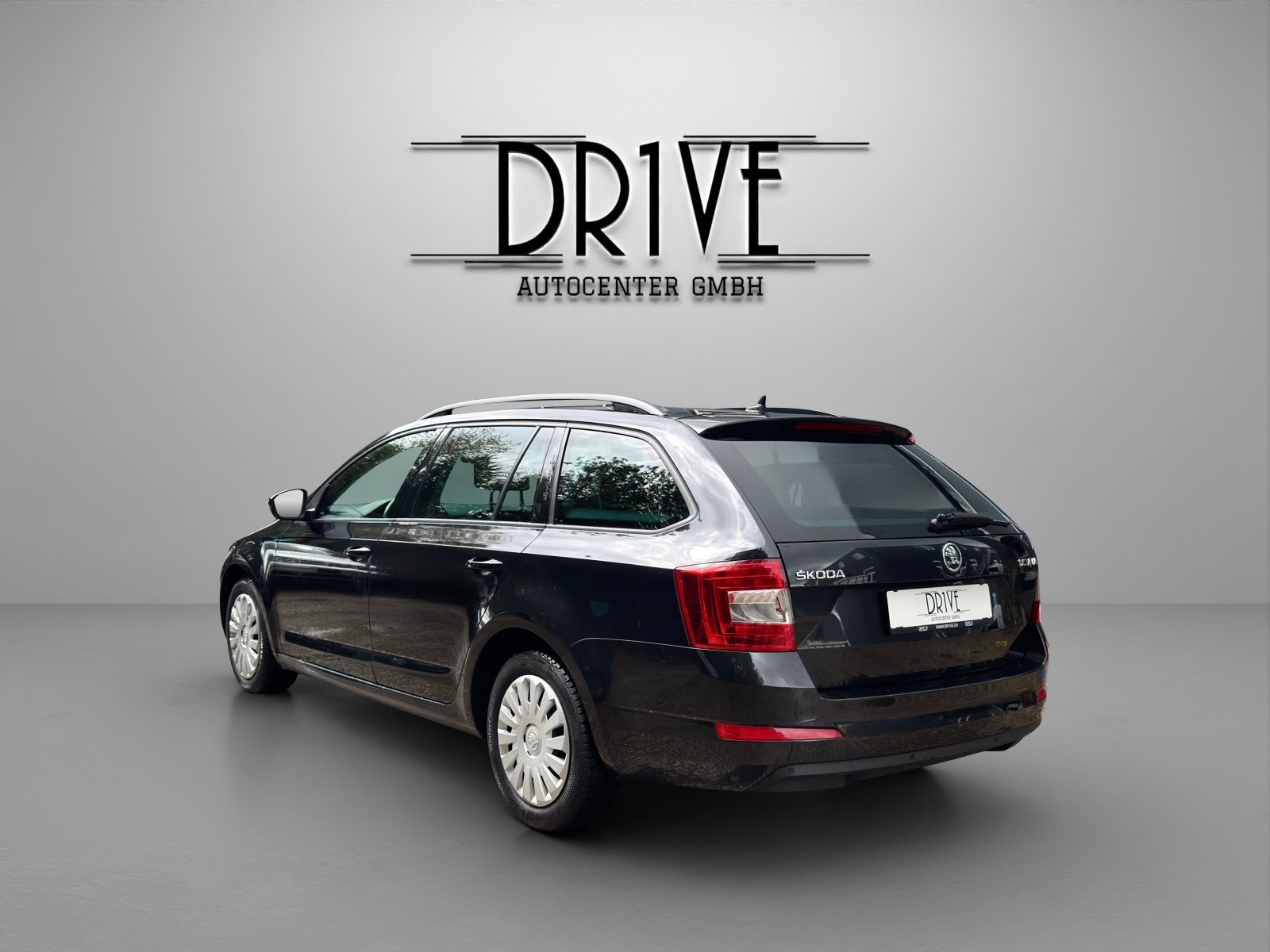 SKODA Octavia Combi 2.0 TDI Elegance DSG-image-6