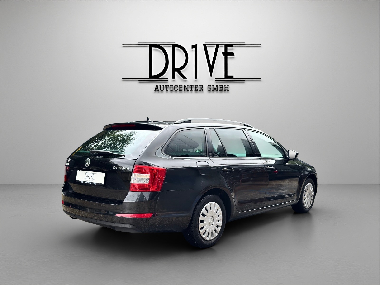 SKODA Octavia Combi 2.0 TDI Elegance DSG-image-4