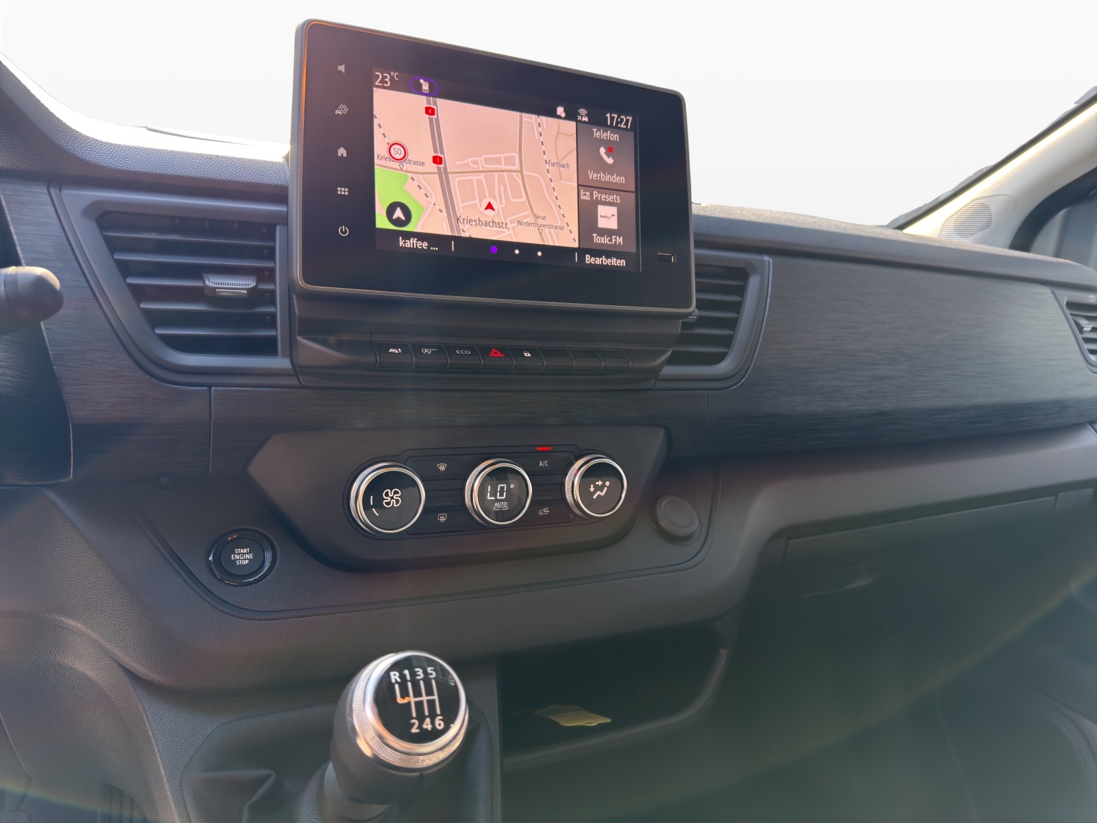 RENAULT Trafic 2.0 Blue dCi 130 Advance L1H1-image-9