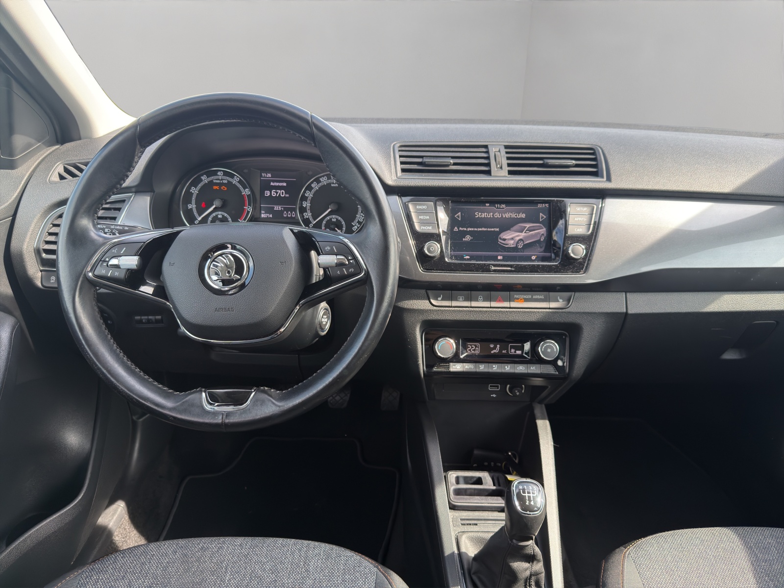 SKODA Fabia 1.0 TSI Ambition-image-9
