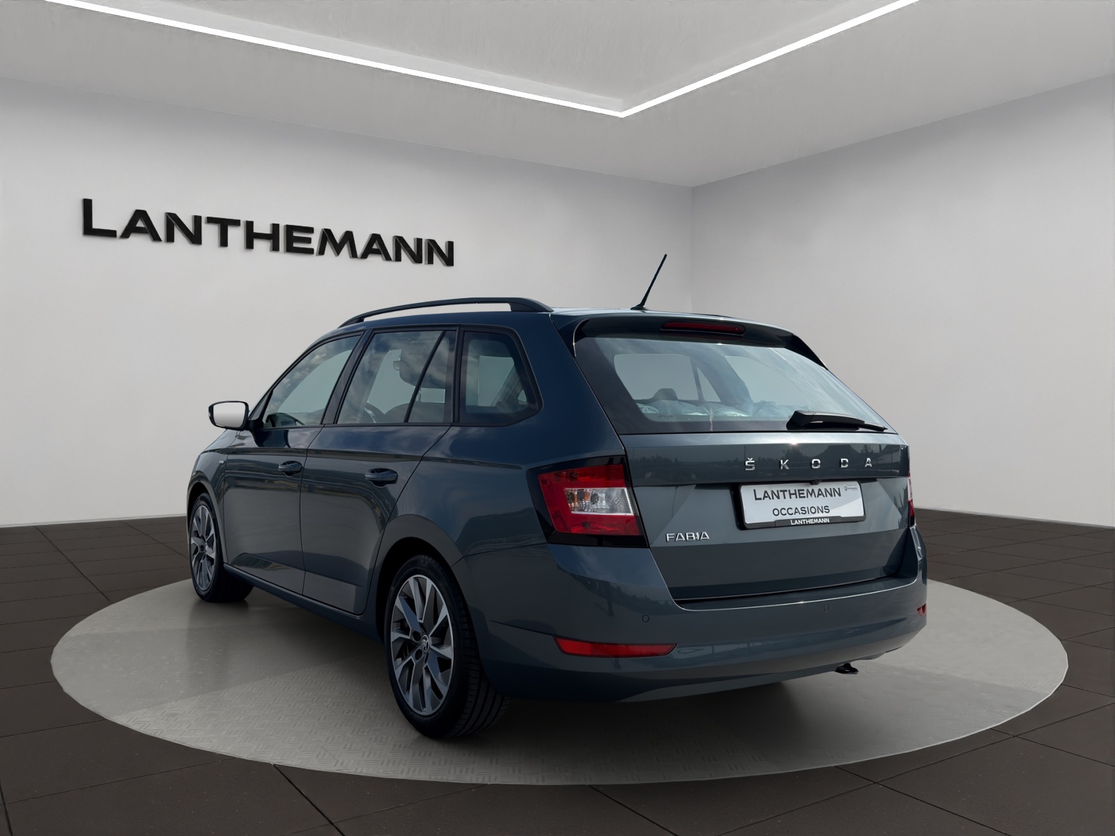 SKODA Fabia 1.0 TSI Ambition-showroom-element-2