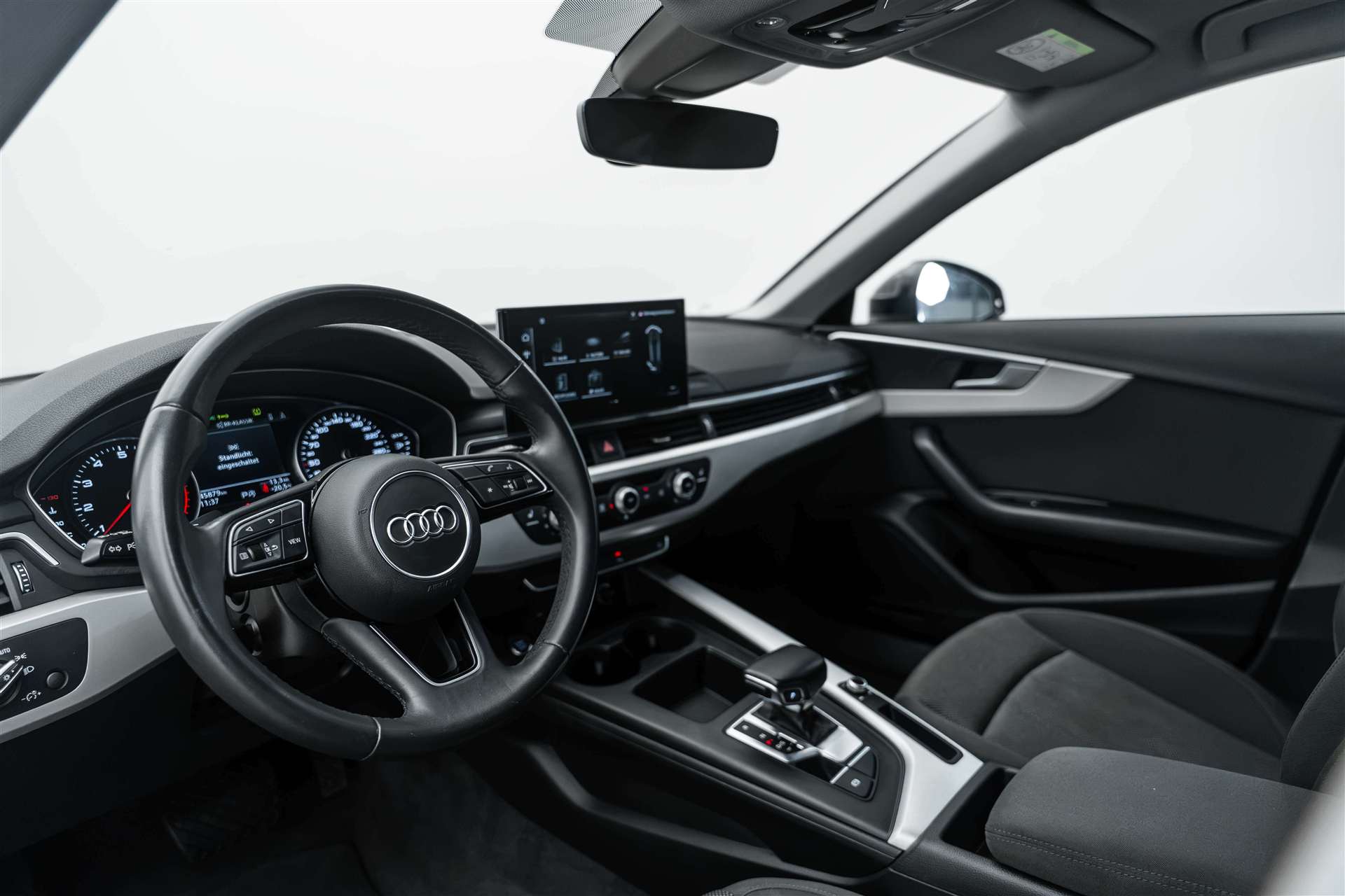 AUDI AUDI A4 Avant 35 TFSI S-tronic Advanced Black-Line-image-8