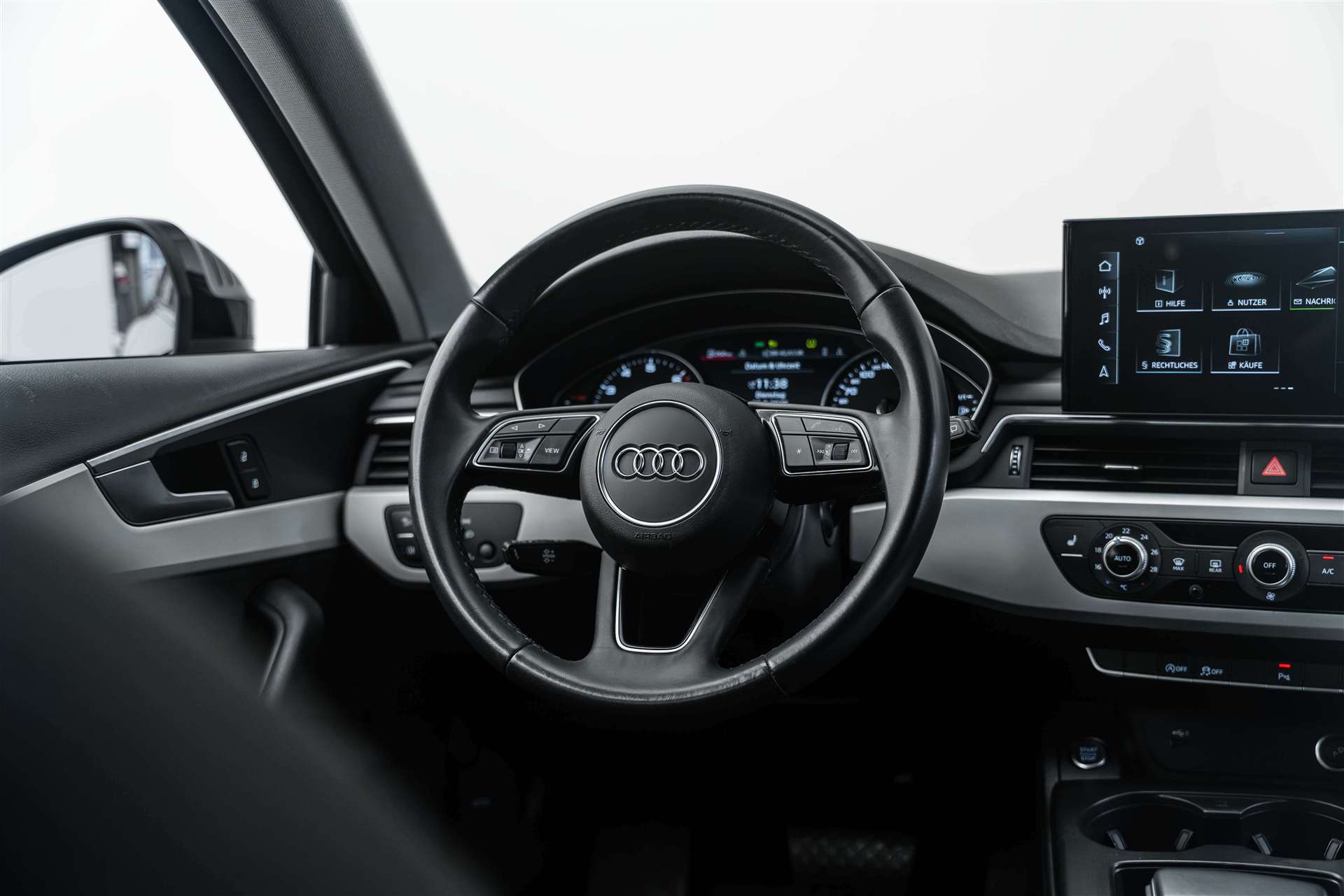 AUDI AUDI A4 Avant 35 TFSI S-tronic Advanced Black-Line-image-10