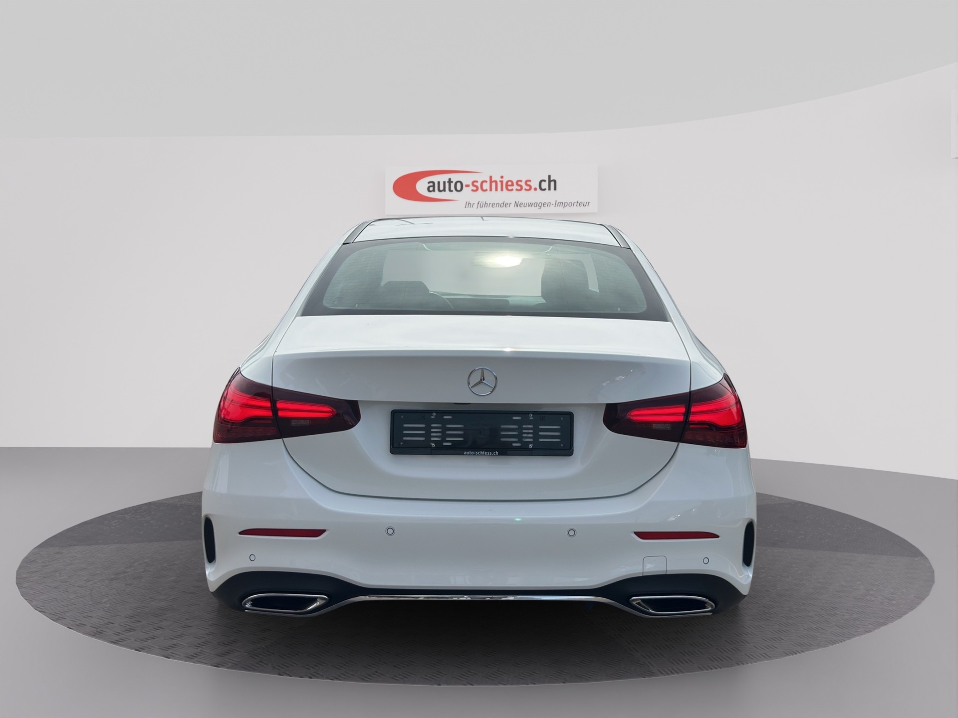 MERCEDES-BENZ A 200 7G-DCT AMG-LINE-image-3