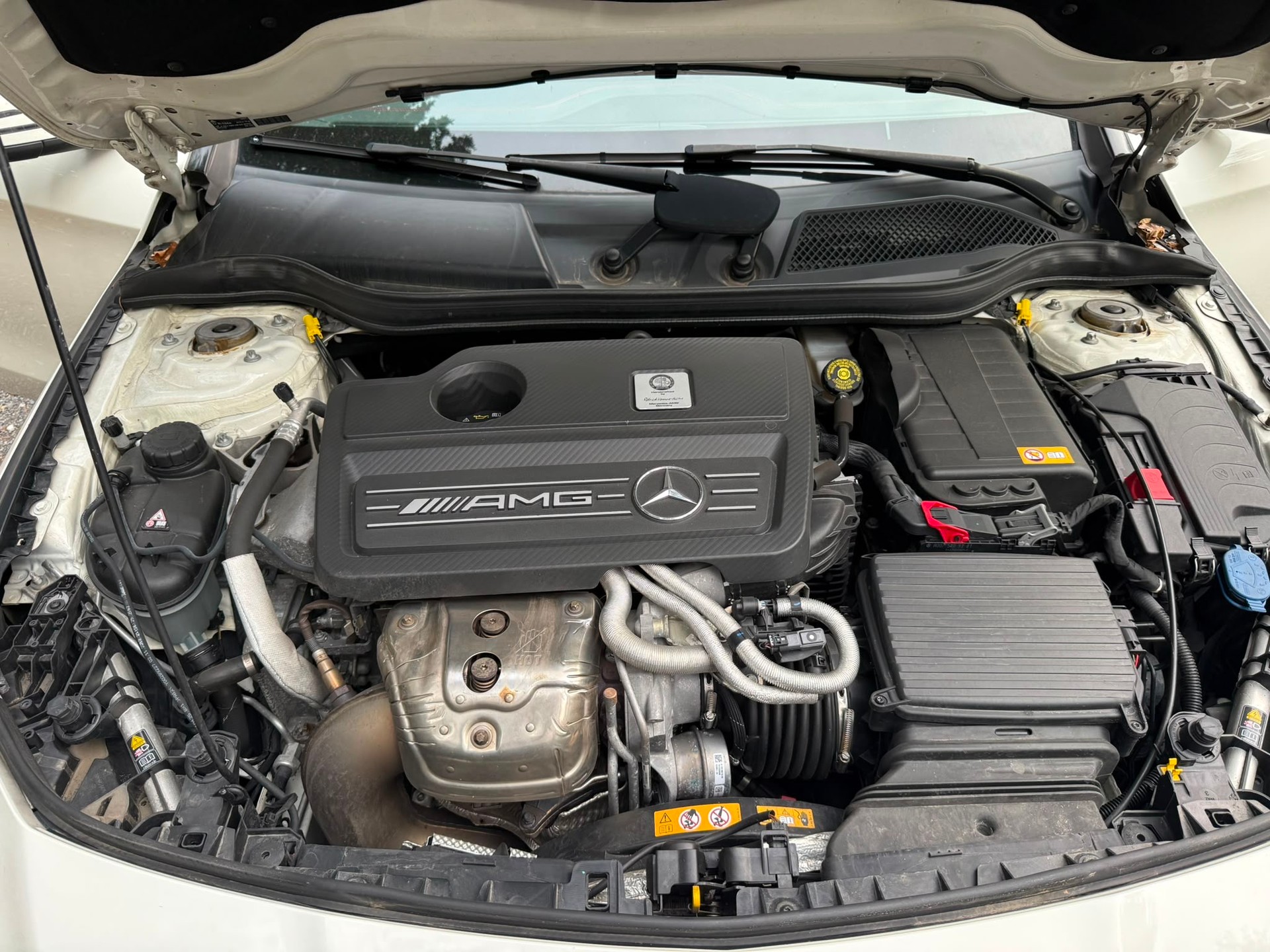 MERCEDES-BENZ CLA 45 AMG 4m-image-5