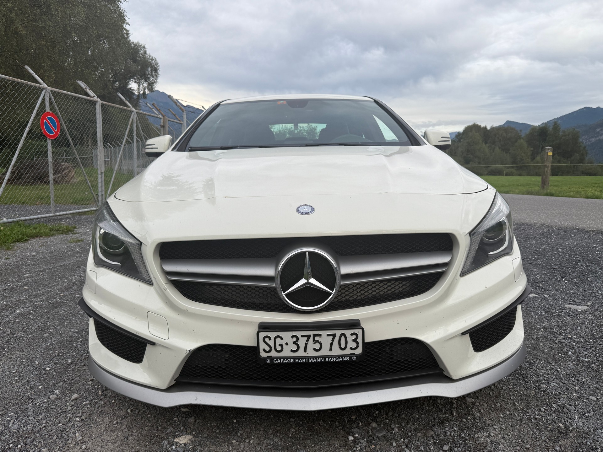MERCEDES-BENZ CLA 45 AMG 4m-image-4