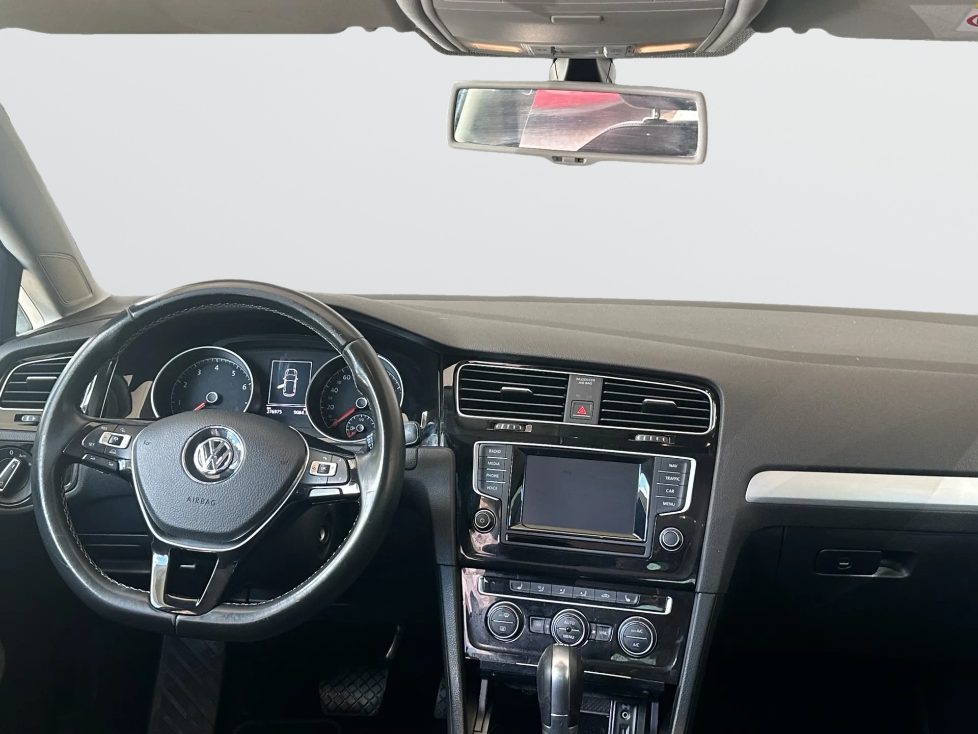 VW Golf 1.2 TSI Cup DSG-image-9