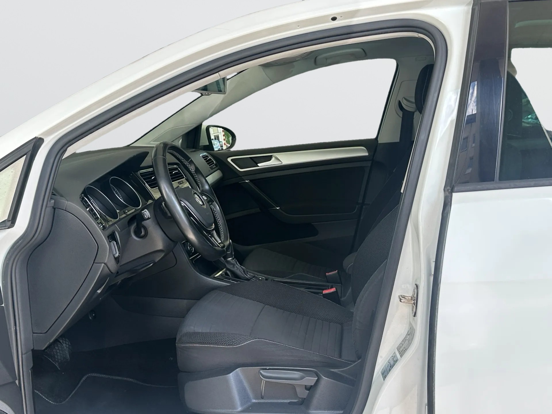 VW Golf 1.2 TSI Cup DSG-image-8