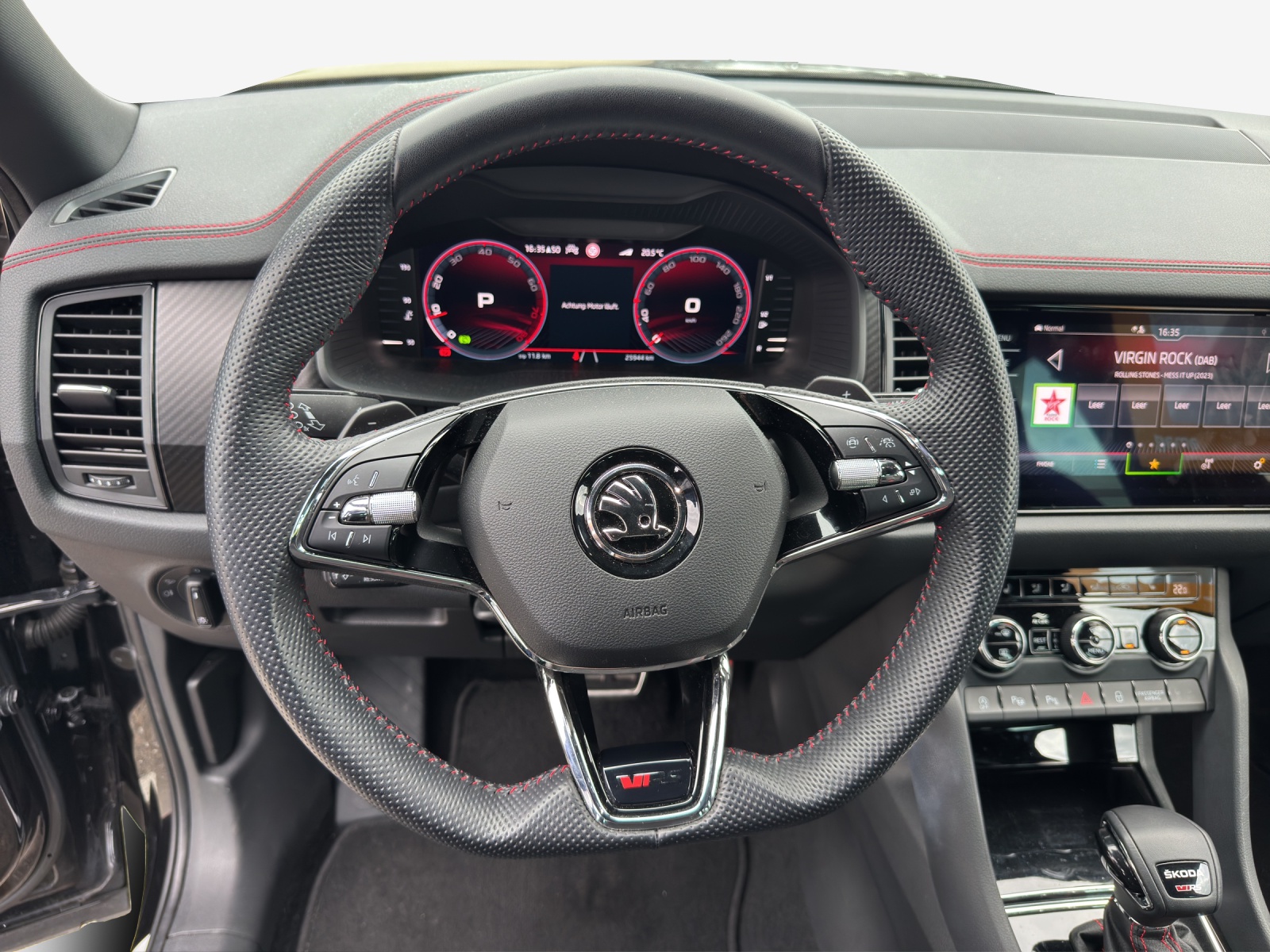 SKODA Kodiaq 2.0 TSI 4x4 RS-image-9