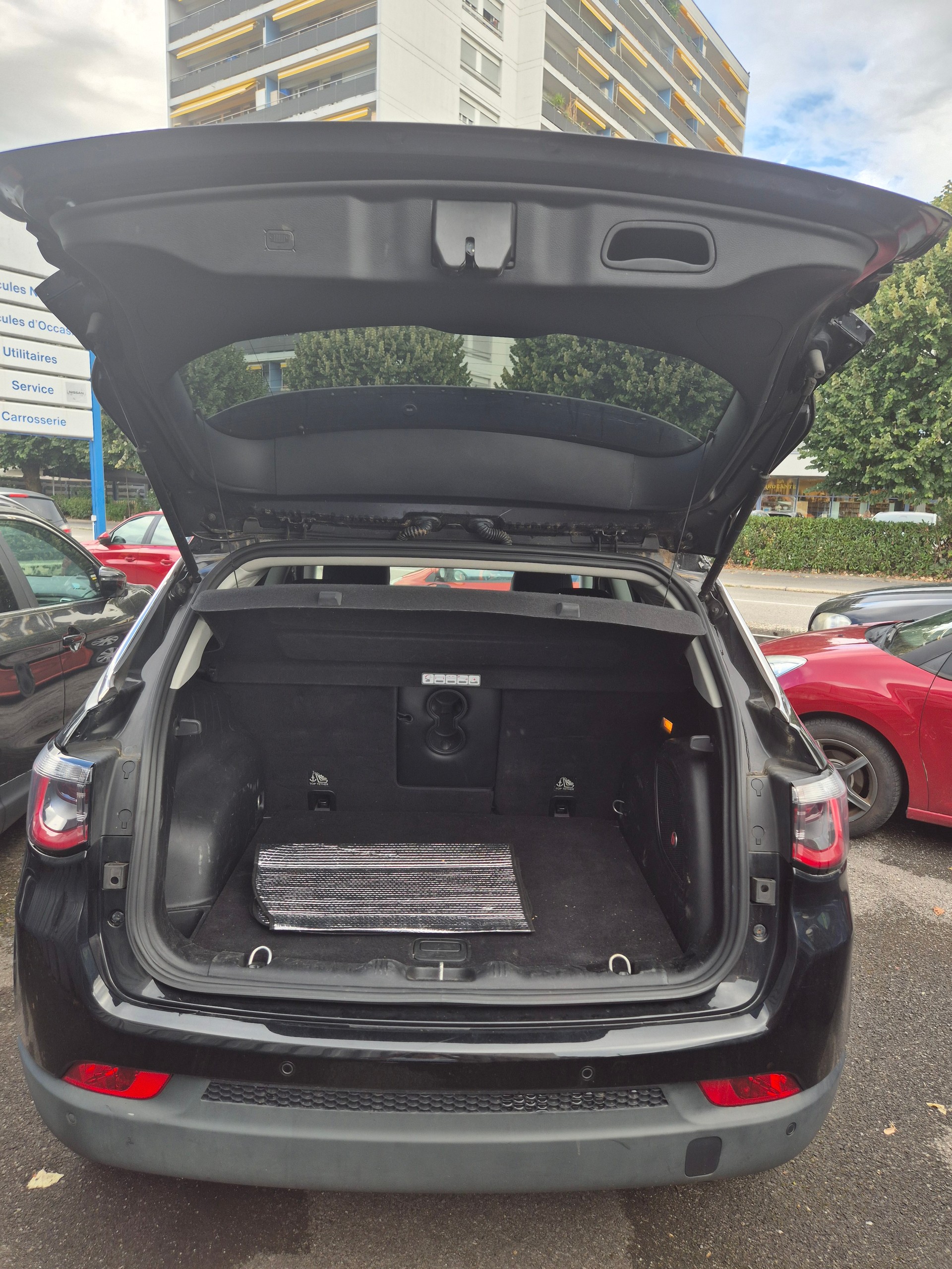 JEEP Compass 2.0CRD Limited AWD 9ATX-image-9