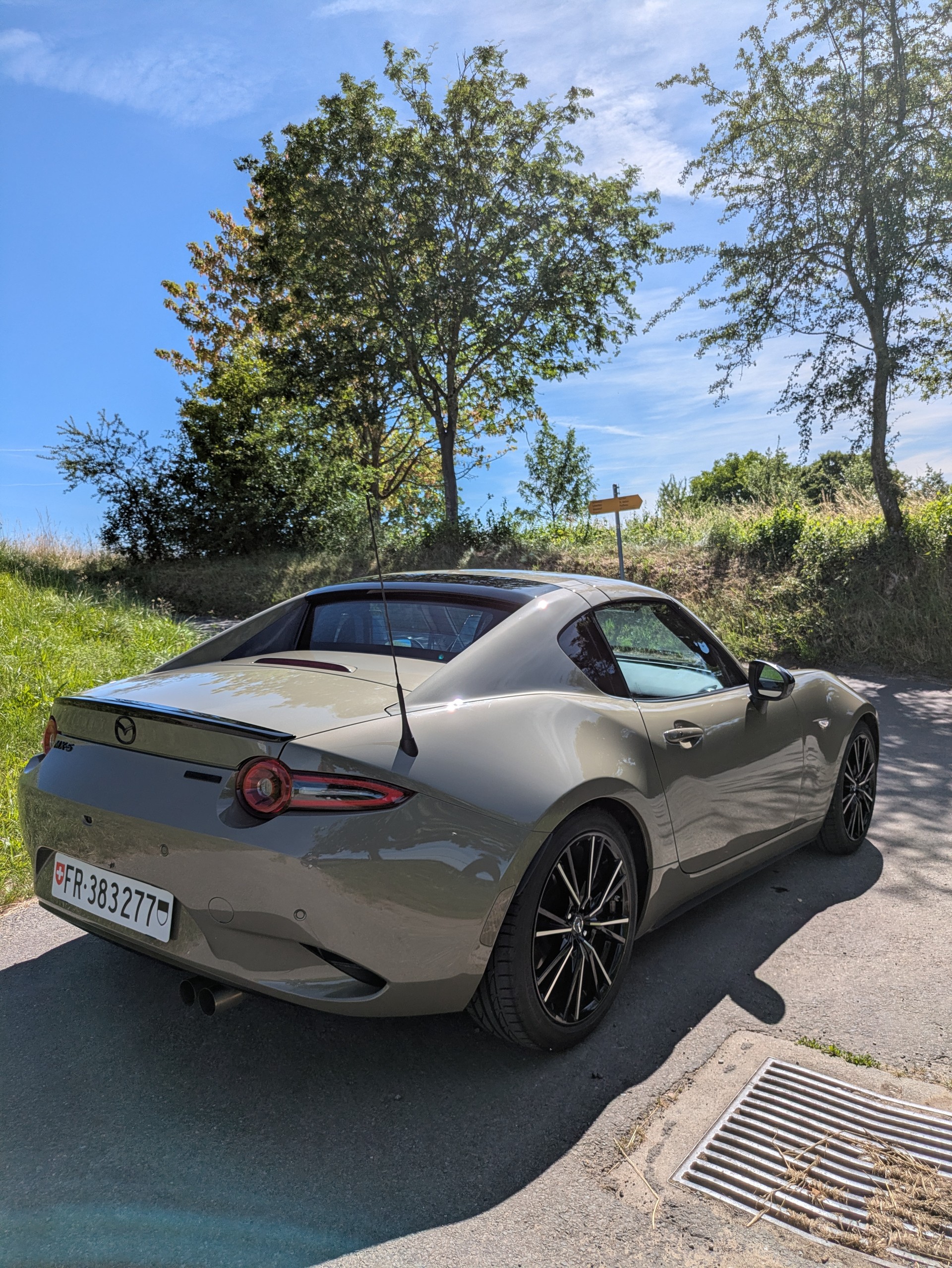 MAZDA 2.0 Exclusive-Line-image-4