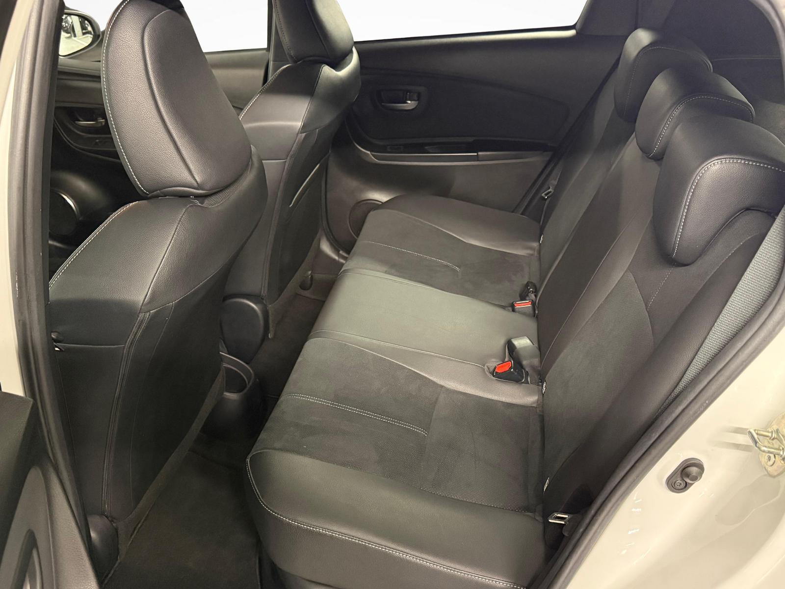 TOYOTA Yaris 1.5 VVT-i HSD GR-S-image-10