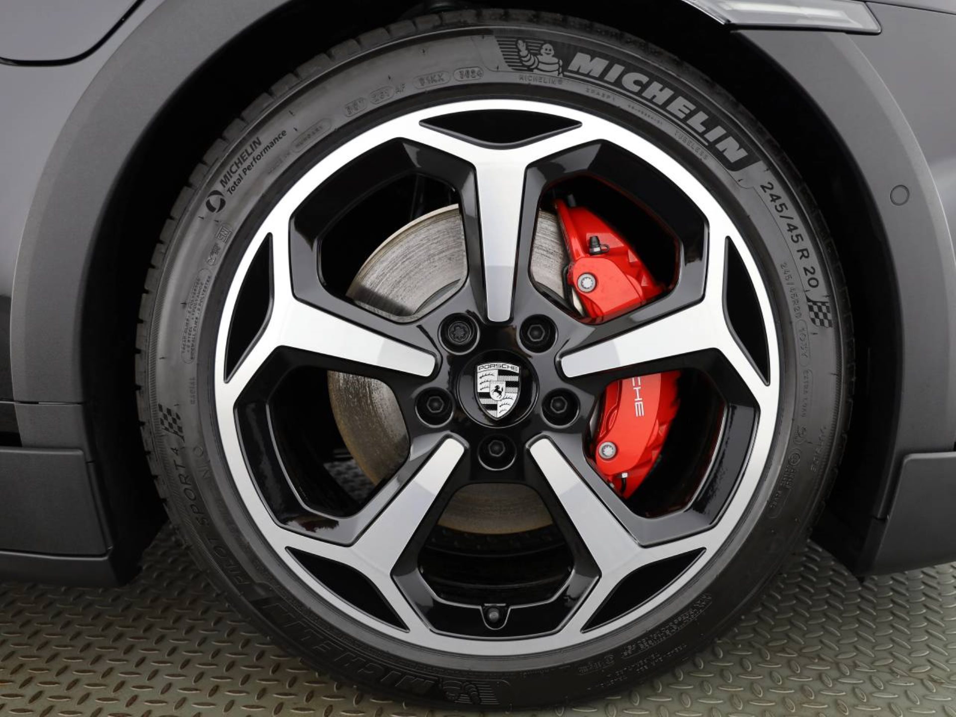 PORSCHE Taycan 4S Cross Turismo-image-5