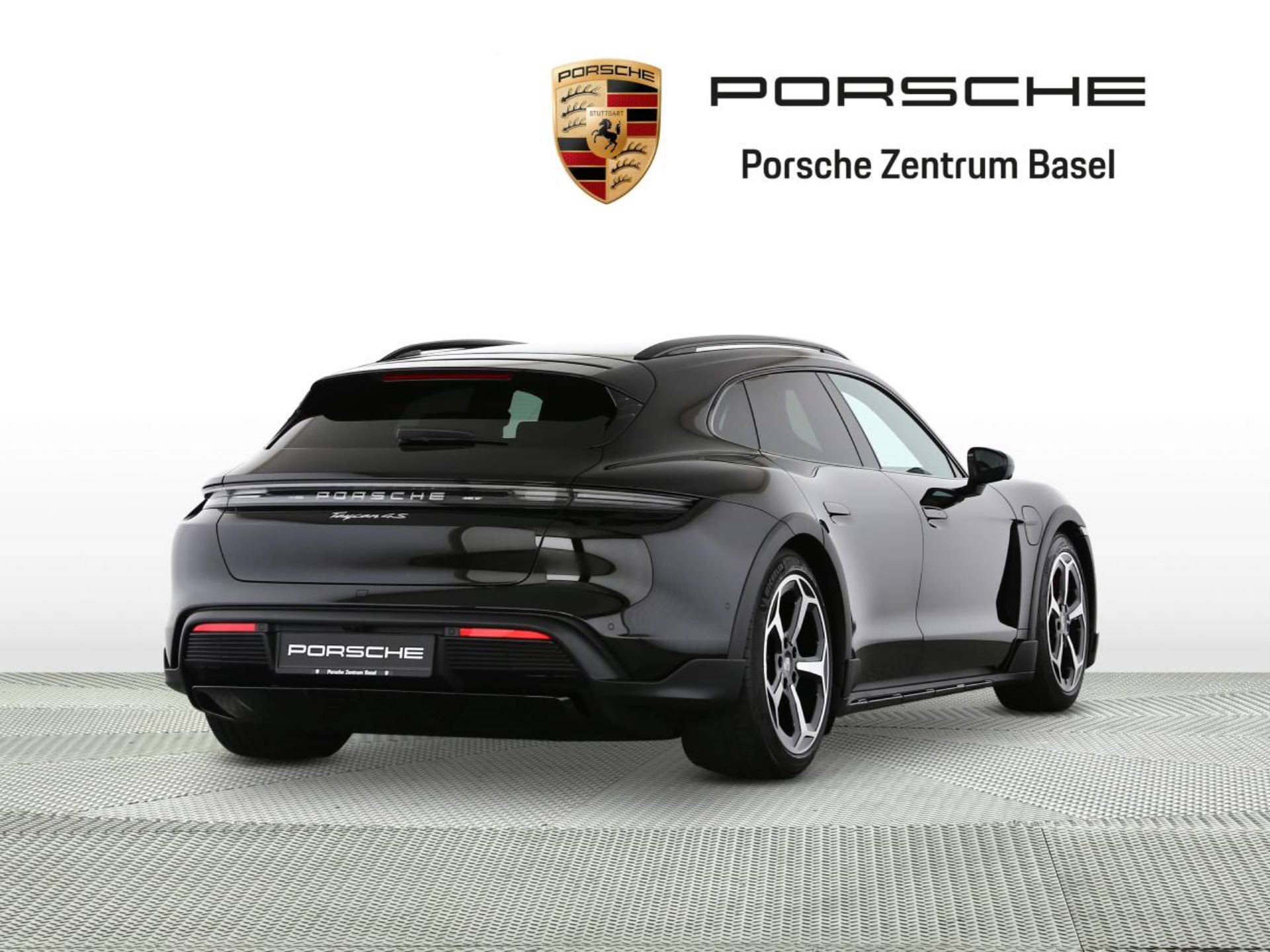 PORSCHE Taycan 4S Cross Turismo-image-2