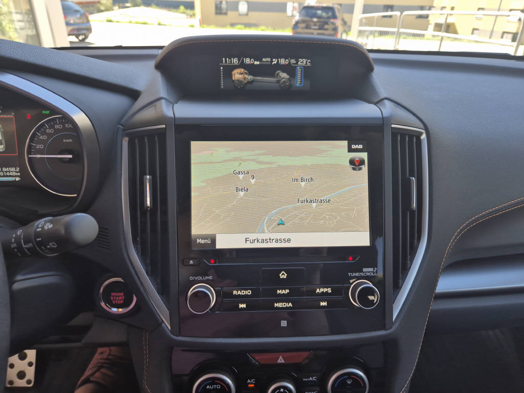 SUBARU XV 2.0i e-Boxer Swiss Plus-image-9