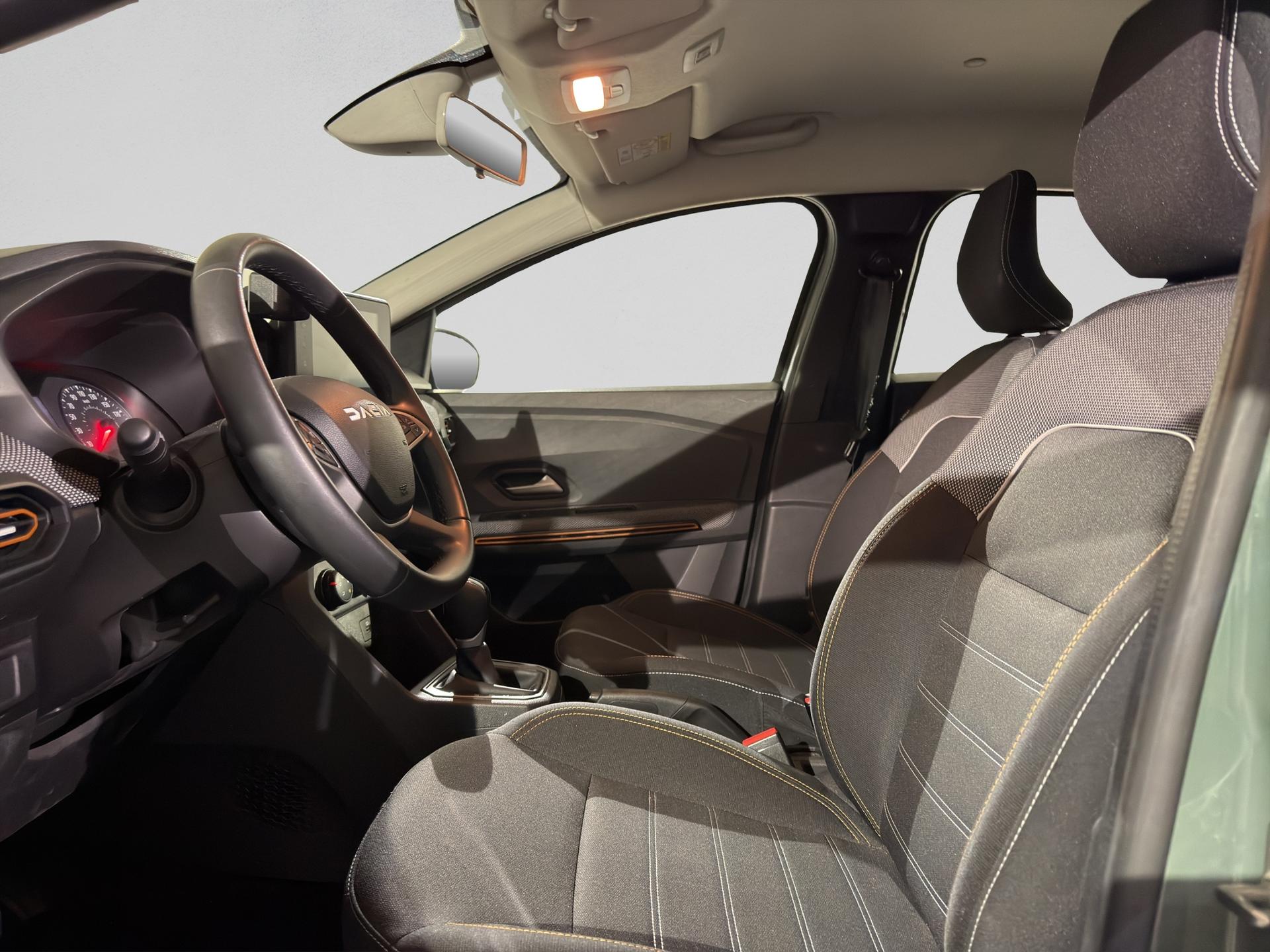 DACIA Sandero Stepway TCe 90 Expression CVT-image-8