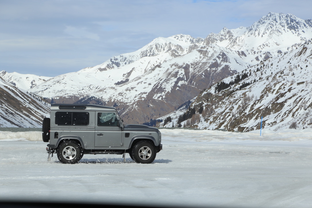LAND ROVER 2.4 Tdi SW-image-1
