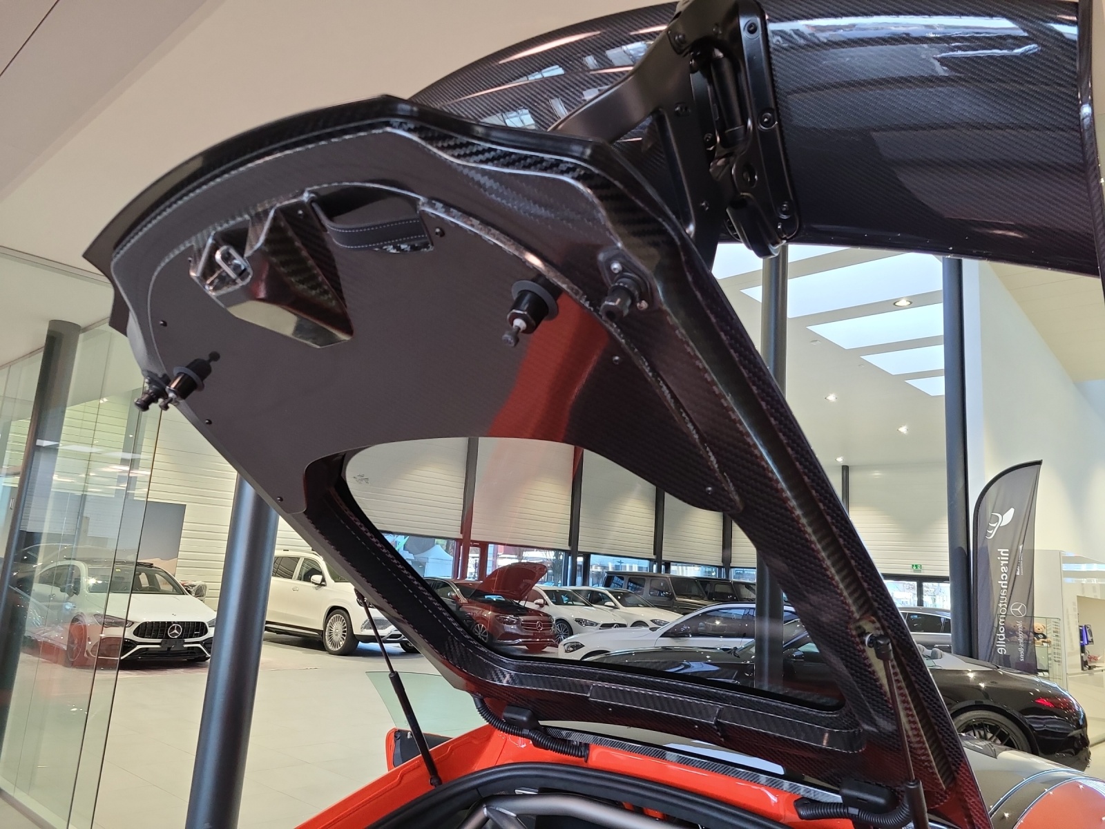 MERCEDES-BENZ AMG GT Black Series-image-4