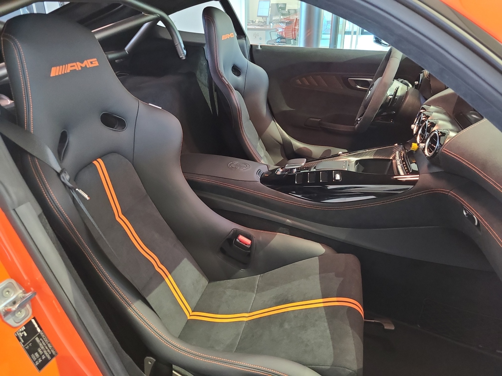 MERCEDES-BENZ AMG GT Black Series-image-12