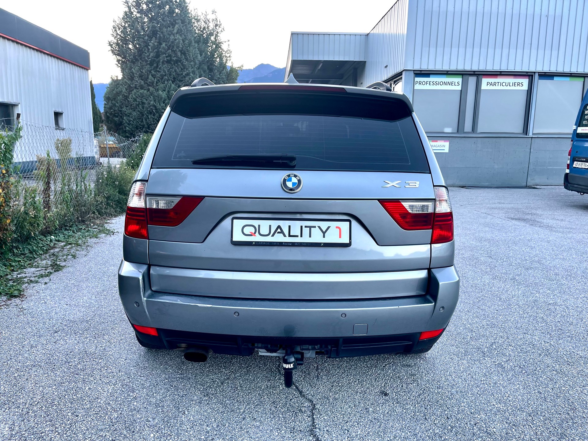 BMW X3 2.0d-image-9