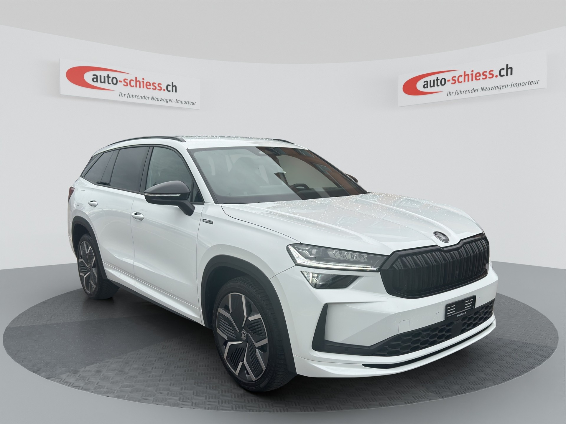 SKODA Kodiaq 2.0 TDI DSG Sportline 4x4 7 Pl.-image-0