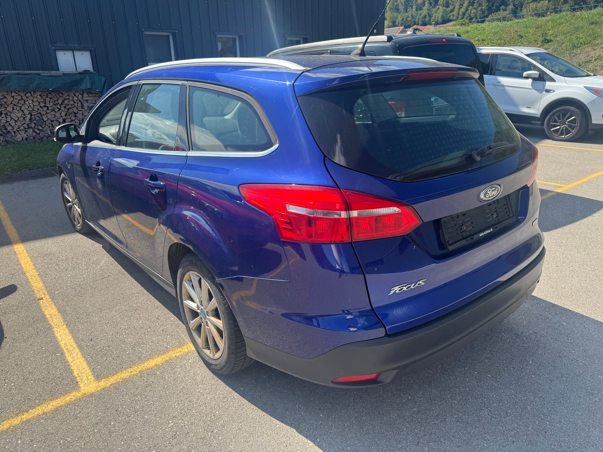 FORD Focus 1.0 SCTi Black Edition-image-5