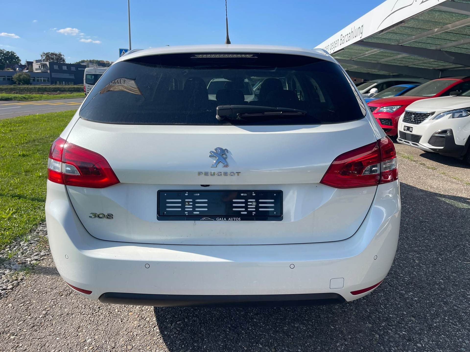 PEUGEOT 308 SW 1.2 THP Active Automatic-image-4